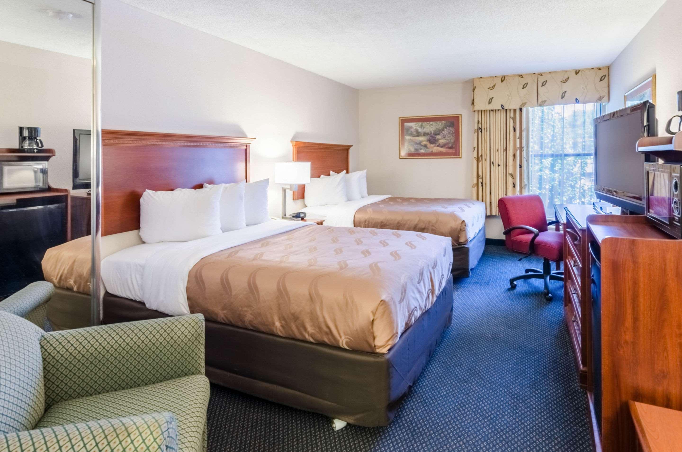 Quality Inn Lynchburg Near University Экстерьер фото